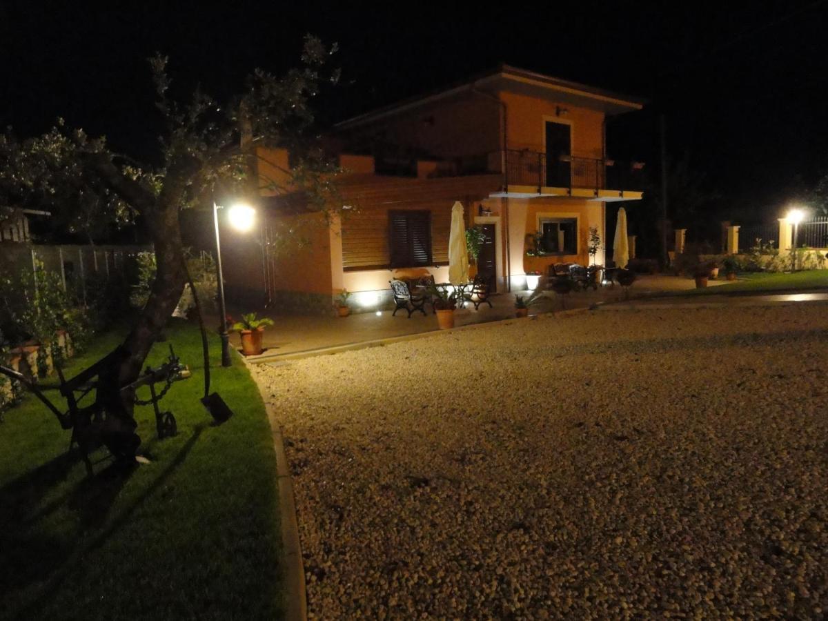 Azienda Agrituristica La Tenuta Del Falco Piedimonte San Germano Exterior foto