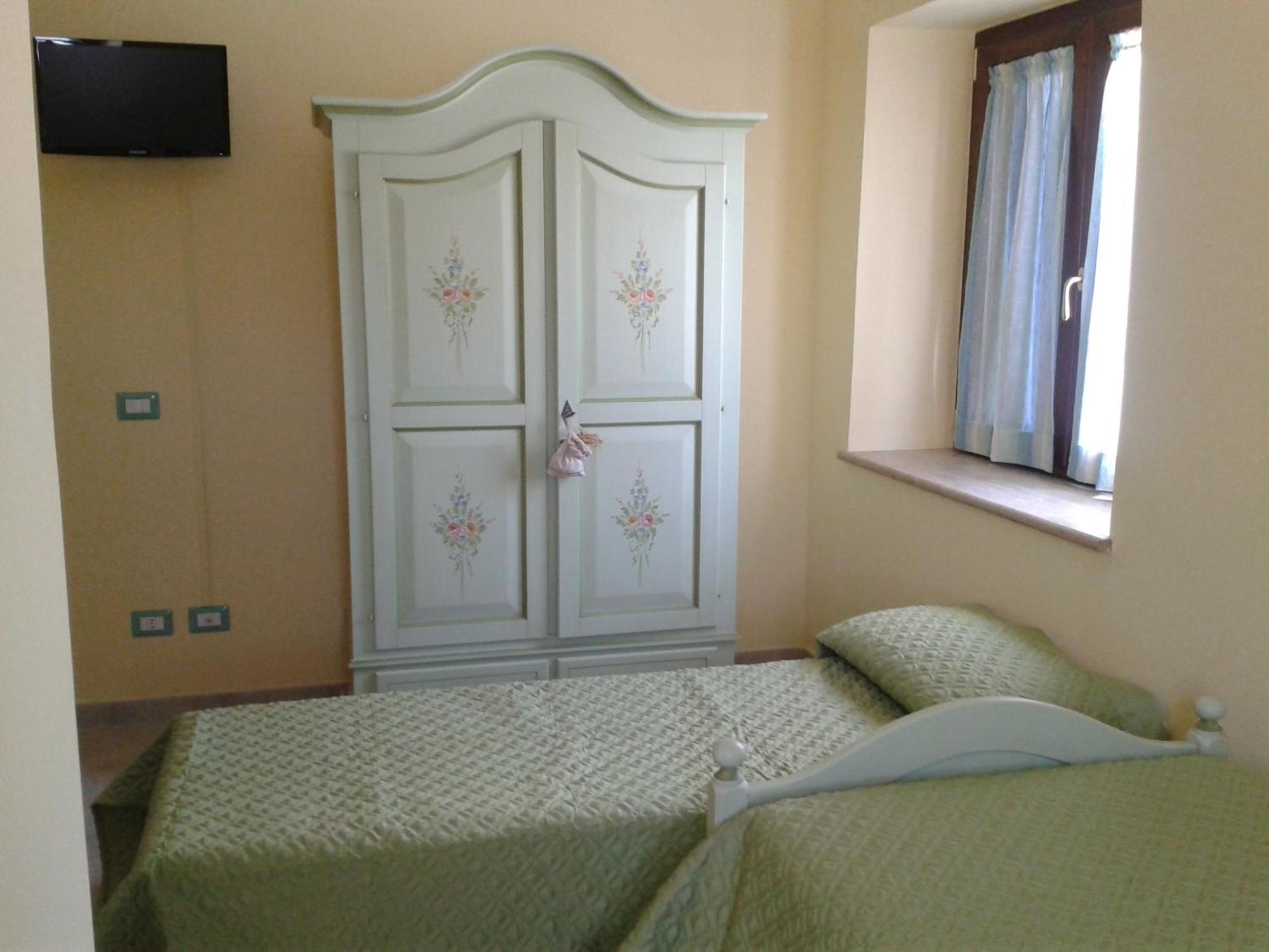 Azienda Agrituristica La Tenuta Del Falco Piedimonte San Germano Cameră foto
